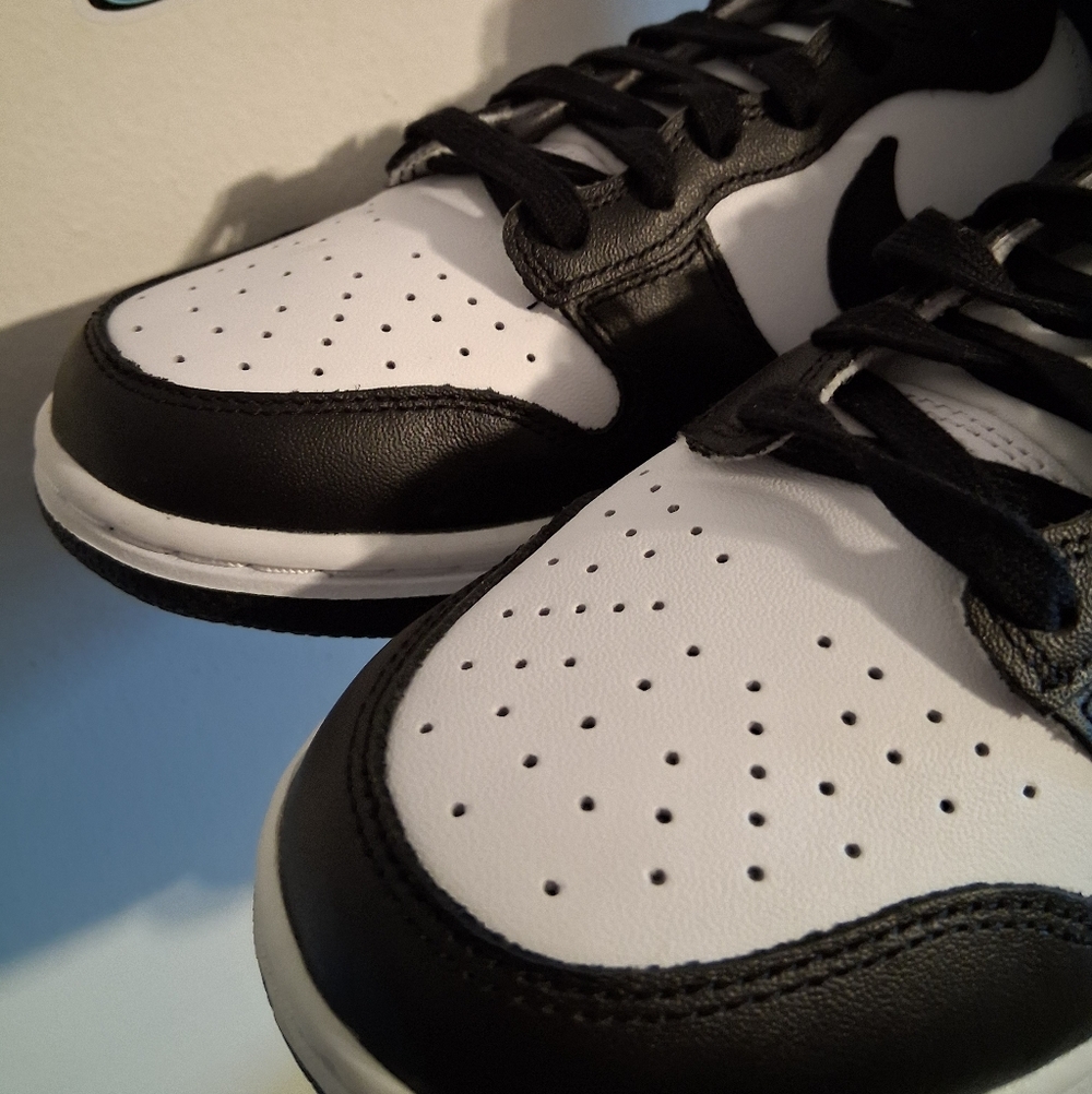 Nike Dunk High - Picture 2 of 7
